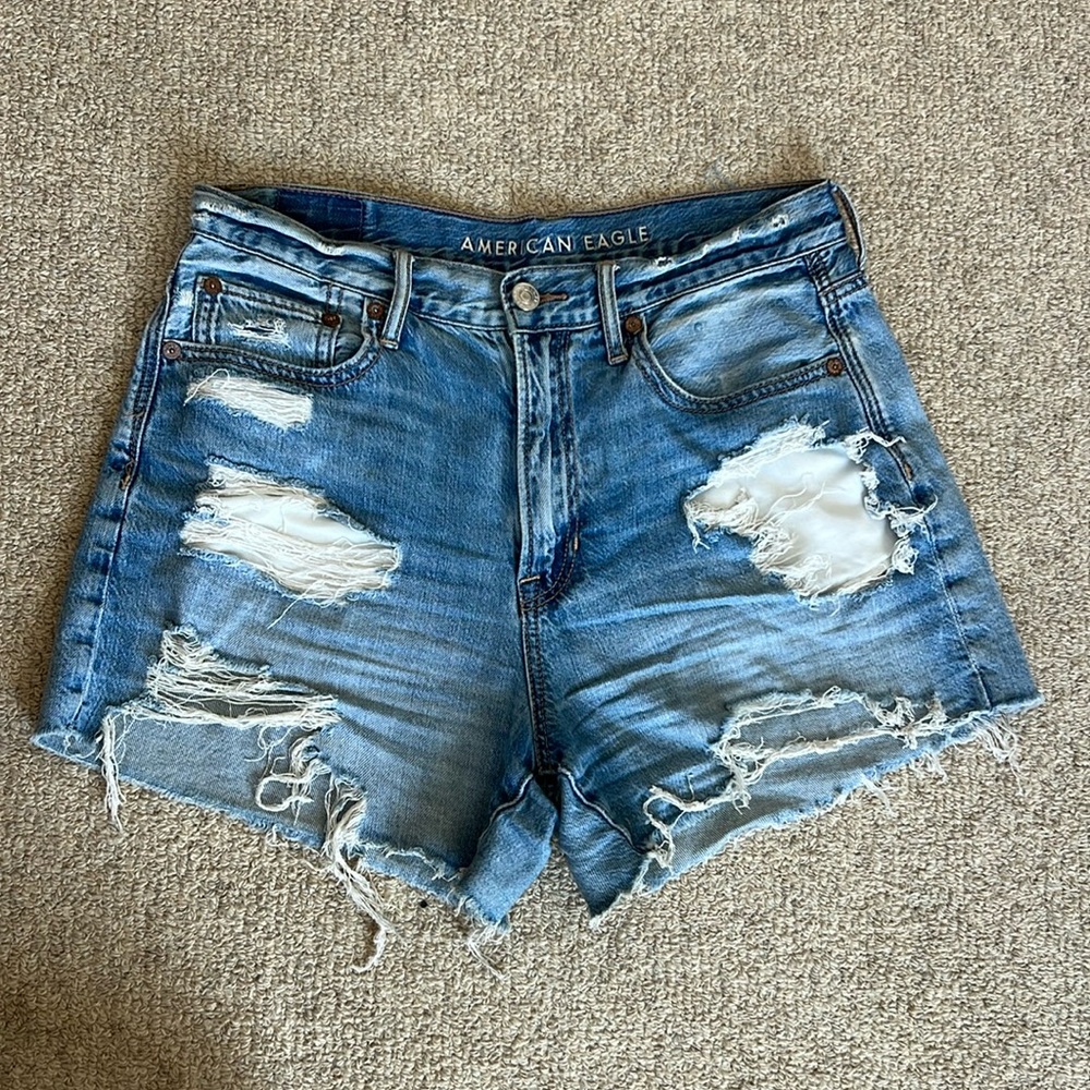 Super comfy jean shorts American Eagle